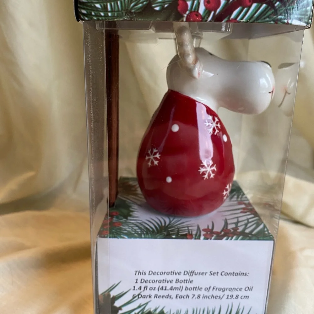 NEW San Miguel Holiday Moose Essential Oil Reed Diffuser 5